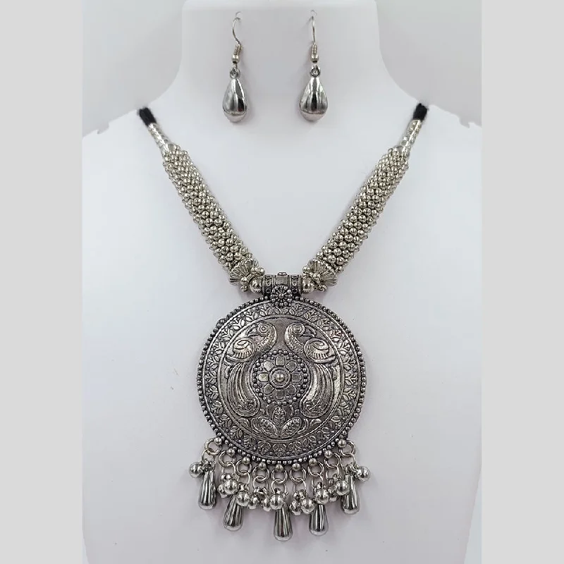 women's adjustable necklaces-Kavita Art Oxidised Plated Necklace Set