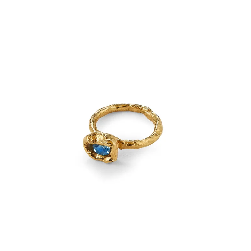 women's adjustable gemstone rings-Hestia 9K Gold Ring w. Aquamarine