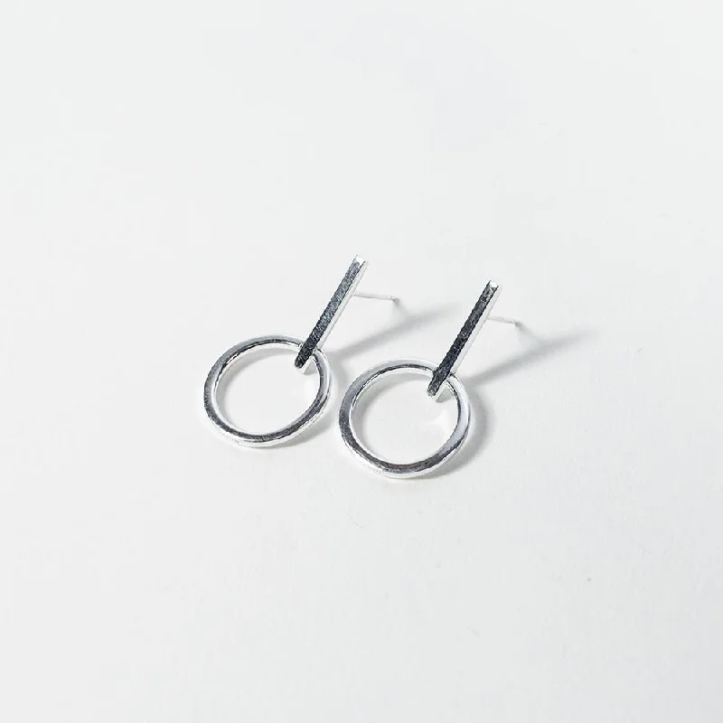 women's gold earrings-Mod Silver Geometric Studs