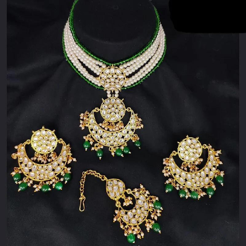 women's anniversary necklaces-Lucentarts Jewellery Gold Plated Choker Kundan Necklace Set