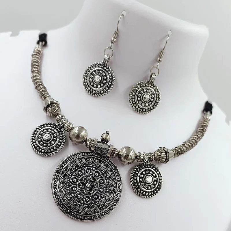 women's delicate necklaces-Kavita Art Oxidised Plated Necklace Set