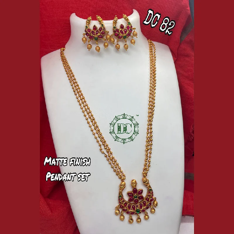 women's vintage necklaces-Diksha Collection Gold Plated Pota Stone Necklace Set