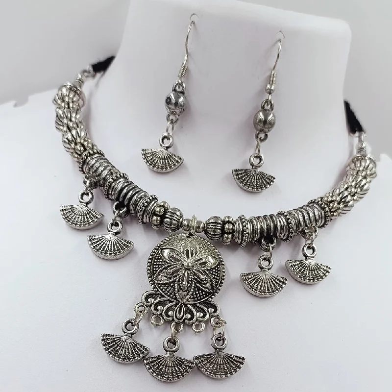 women's diamond pendant necklaces-Kavita Art Oxidised Plated Necklace Set