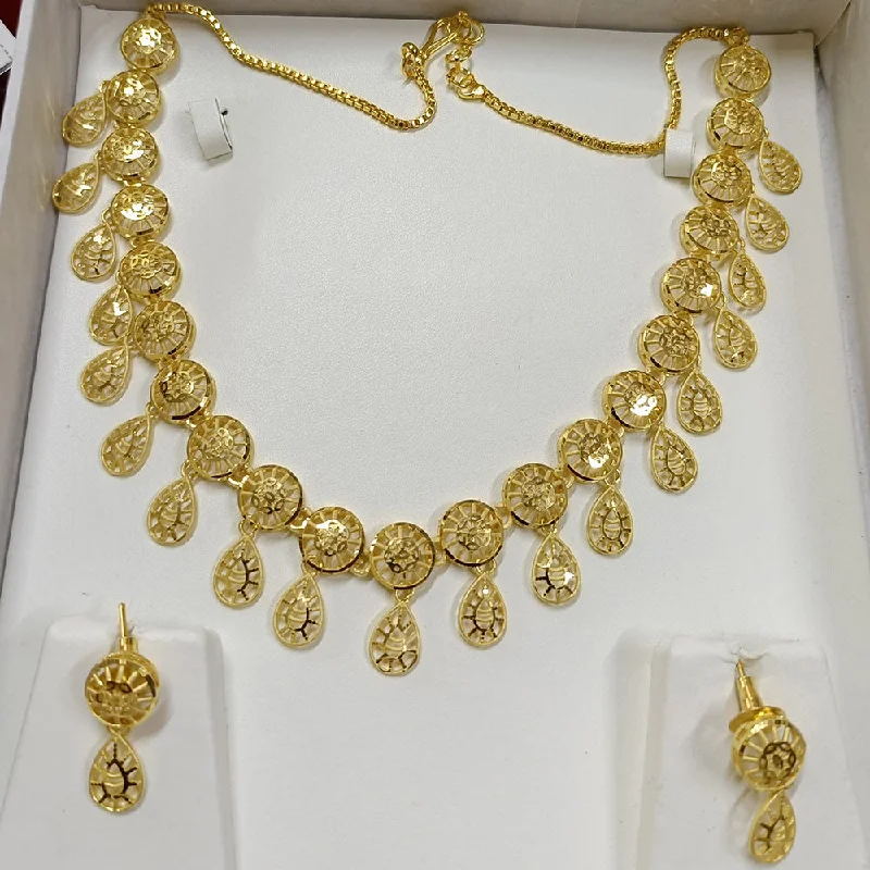 women's classic gold necklaces-Pari Art Jewellery Forming Necklace Set