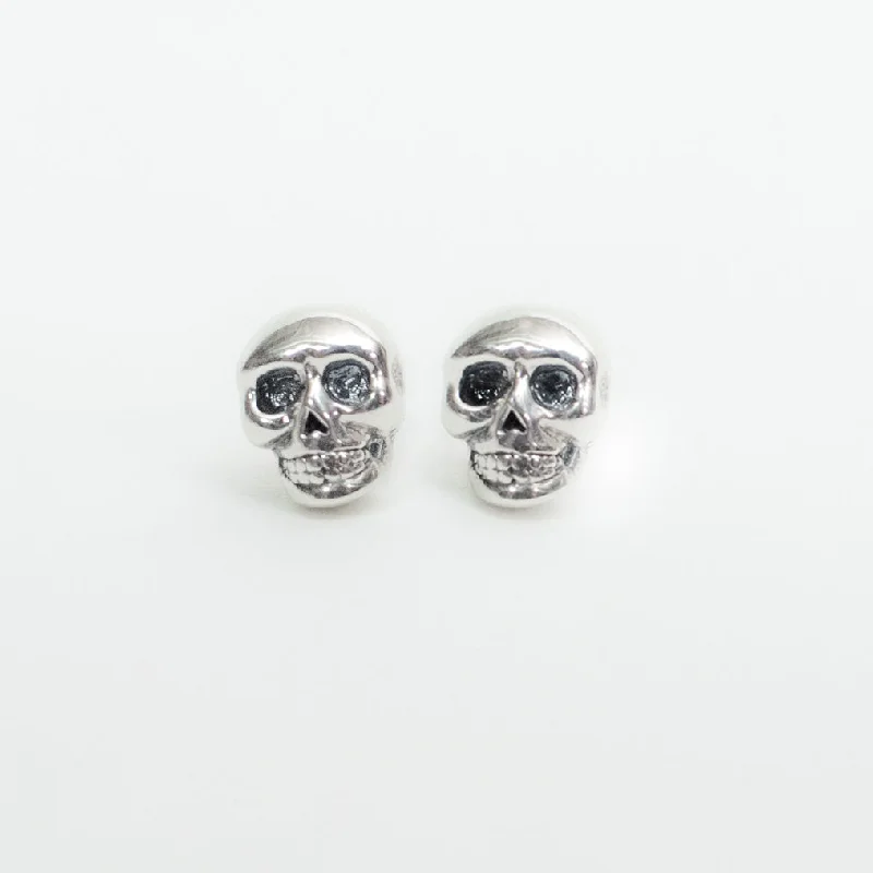 women's diamond stud earrings-Silver Medium Skull Studs