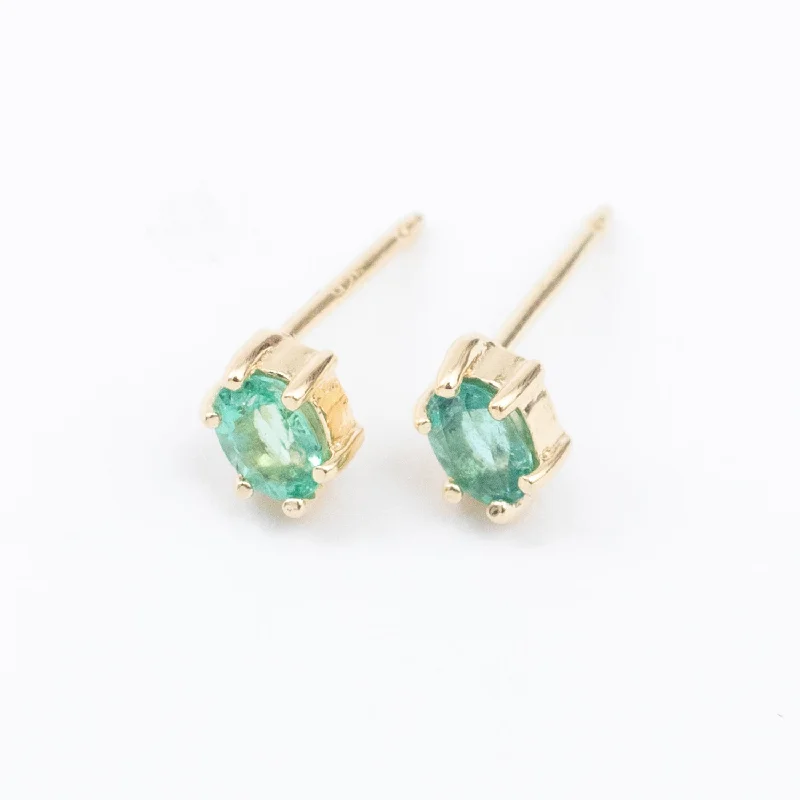 women's flower-shaped earrings-Gold Vermeil Oval Emerald Claw Shaped Studs