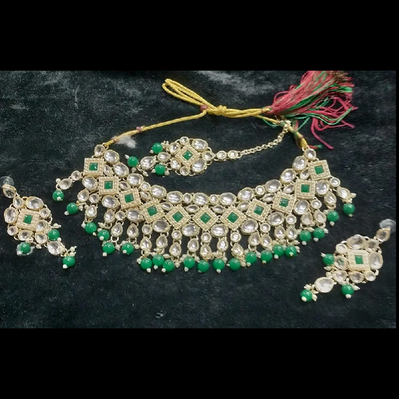 women's layered gold necklaces-Kumavat Jewels Gold Plated Kundan Choker Necklace Set