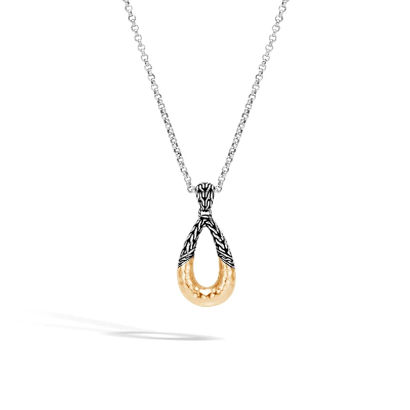 women's wedding anniversary necklaces-Classic Chain Hammered 18K Gold and Silver Pendant Necklace