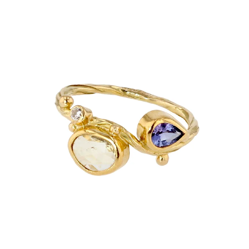 women's pearl rings-Seafire 18K & 22K Gold Ring w. Sapphire & Diamond