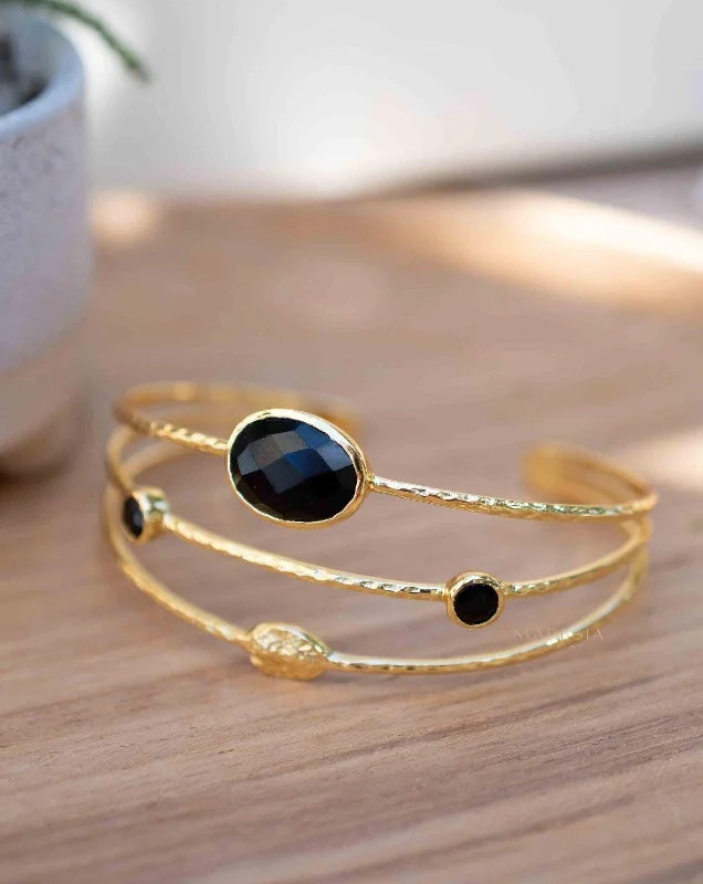 women's romantic bracelets-Black Onyx Adjustable Bracelet ~ Gold Plated 18k ~ MB056