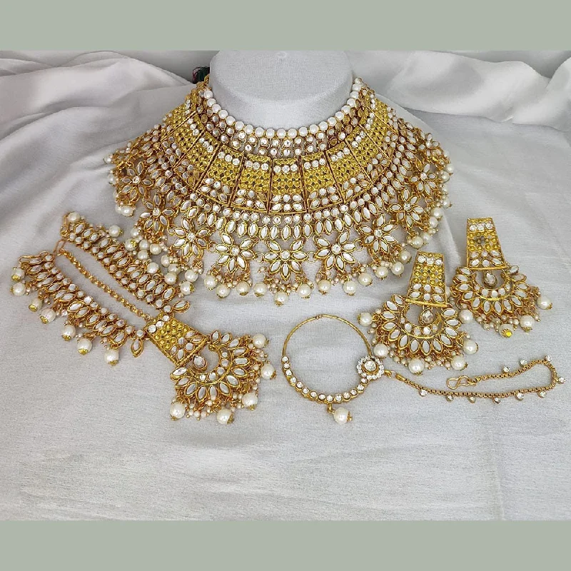 women's sterling silver necklaces-Lucentarts Jewellery Gold Plated Kundan And Pearl Necklace Set