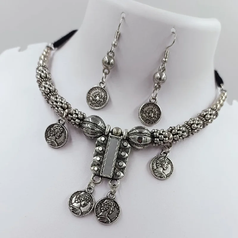 women's luxury crystal necklaces-Kavita Art Oxidised Plated Mirror Necklace Set