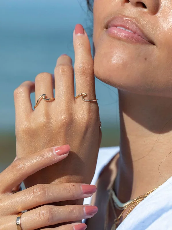 women's friendship rings-Mini Gold Wave Ring - Nalu