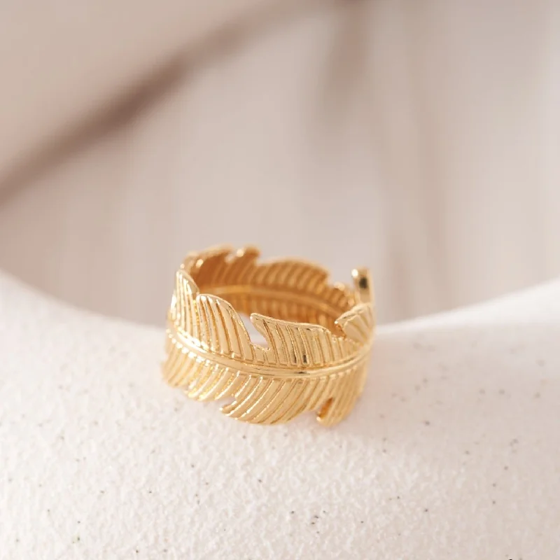 women's 18k gold rings-Feather Hug Ring