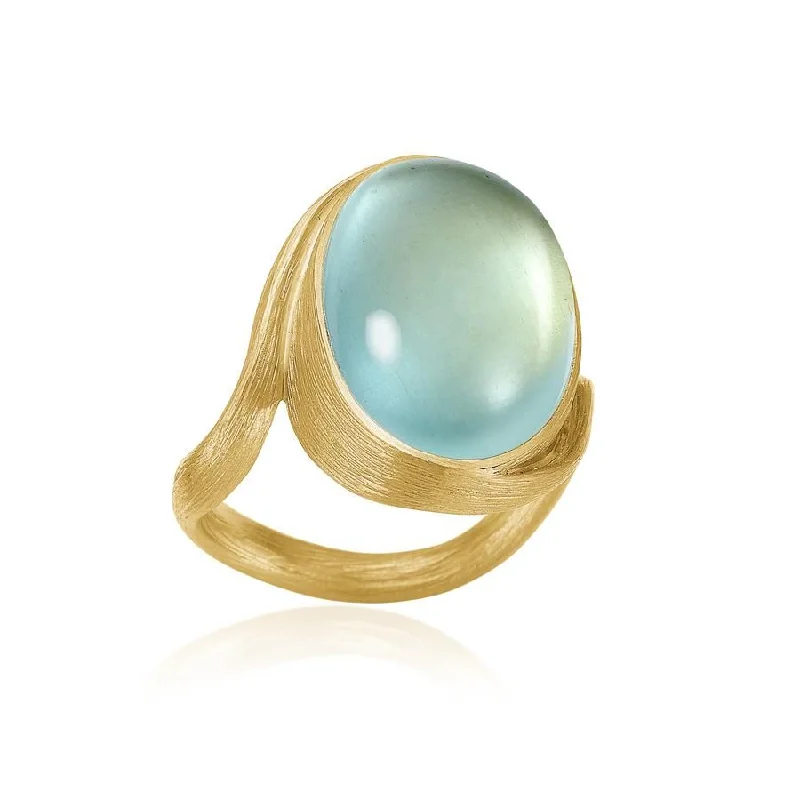 women's three-stone rings-Vega 18K Gold Ring w. Aquamarine