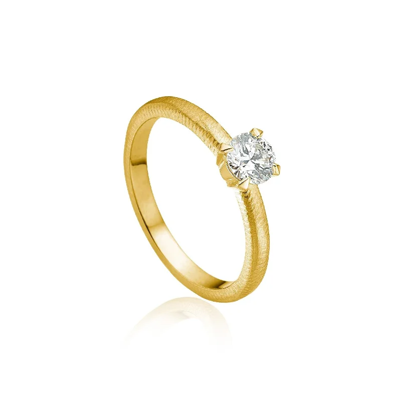 women's promise rings-Lumina 18K Gold Ring w. Diamond 0.50 ct