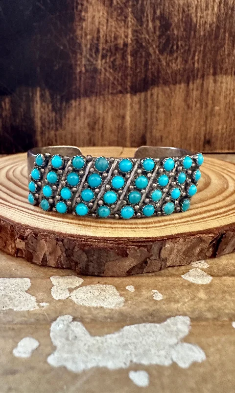 women's heart-shaped bracelets-ELIZABETH ETSITTY Vintage Turquoise and  Silver Cuff