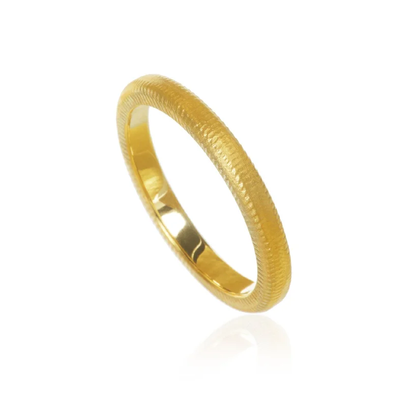 women's vintage-style rings-Curve 2.5 mm 18K Gold Ring