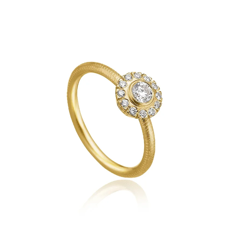 women's moissanite rings-Harmony Medium 18K Gold Ring w. Diamonds