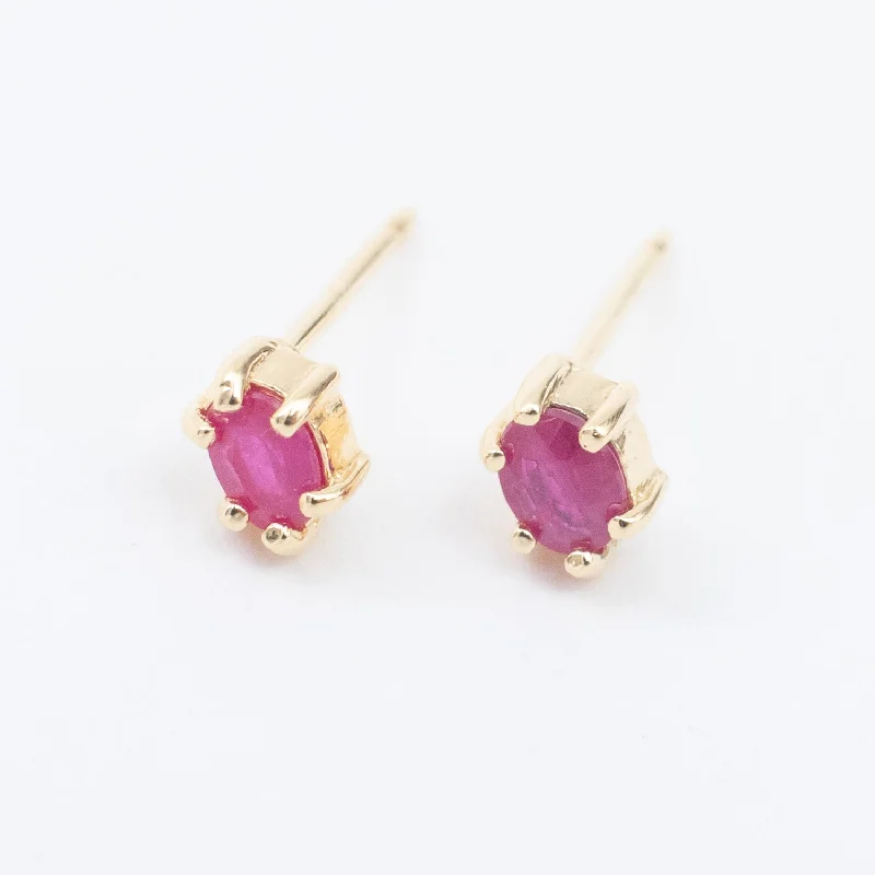 women's elegant pearl earrings-Gold Vermeil Oval Ruby Claw Shaped Studs