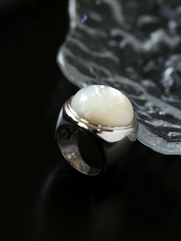 women's silver rings-925 Sterling Silver Mother of Pearl Ring