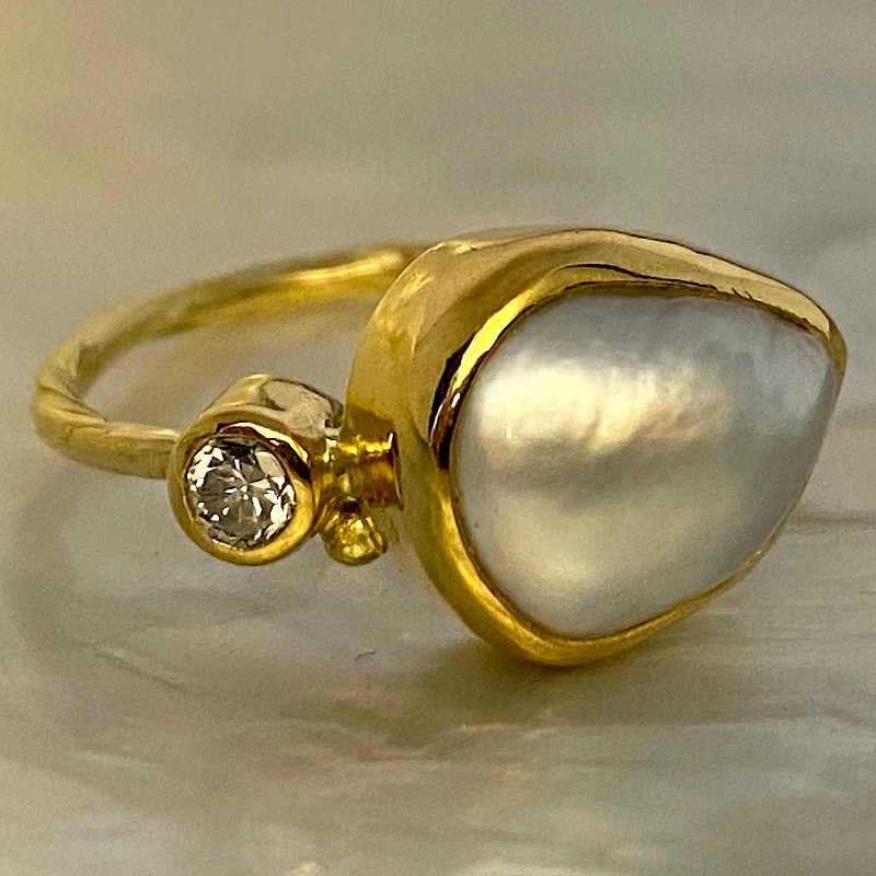 women's silver rings-Cocktail 18K & 22K Gold Ring w. Pearl & Diamond